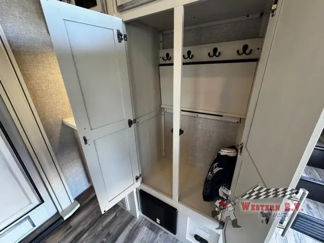 2022 Jayco Eagle 321RSTS - Photo 39