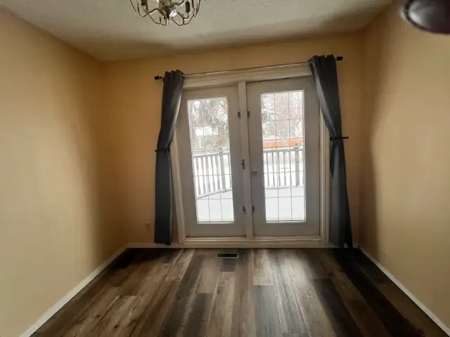 4Bedroom house available immediately - Photo 2