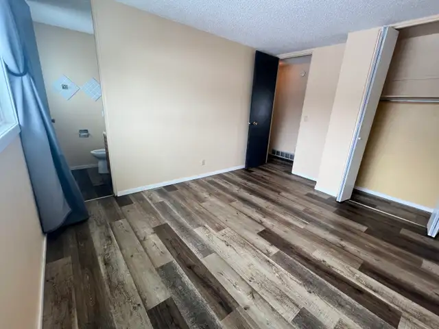 4Bedroom house available immediately - Photo 7