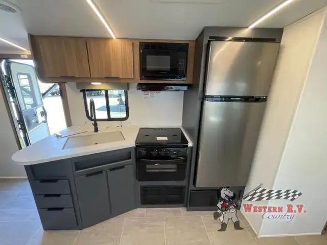 2025 Heartland Corterra 29.2QB - Photo 10