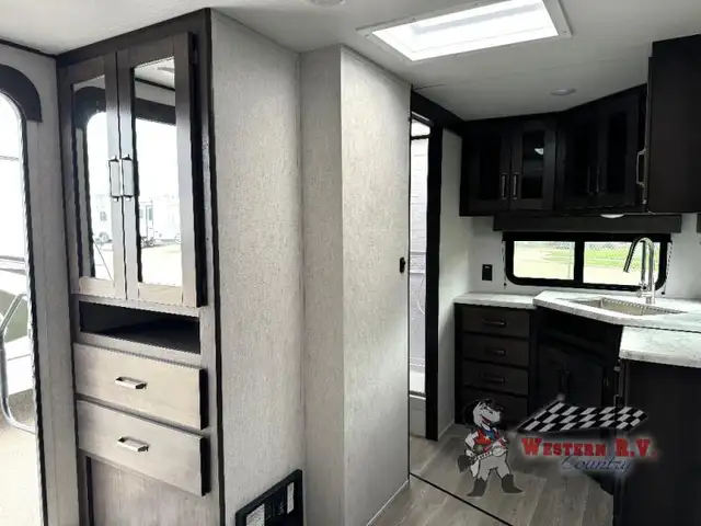 2023 Grand Design Transcend Xplor 240ML - Photo 10