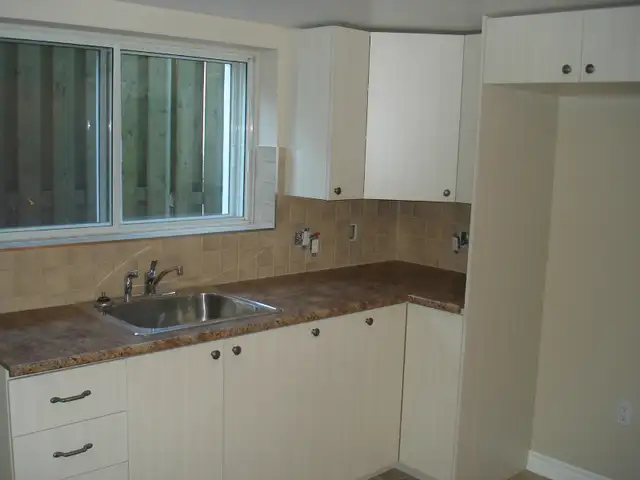 Rosemont semi-sous-sol 3 1/2 - Photo 3