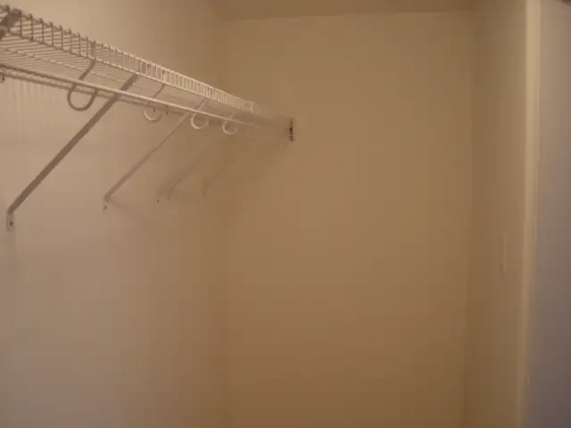 Rosemont semi-sous-sol 3 1/2 - Photo 6