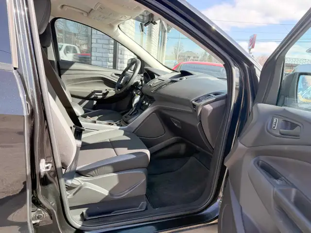 2013 Ford Escape S - Photo 17