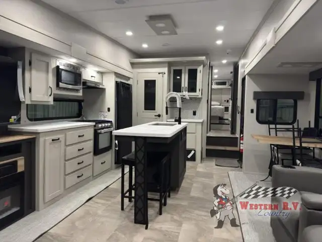 2026 Coachmen RV Chaparral Lite 30RLS - Photo 11