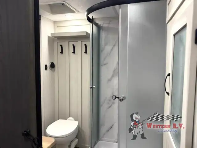 2026 Coachmen RV Chaparral Lite 30RLS - Photo 17