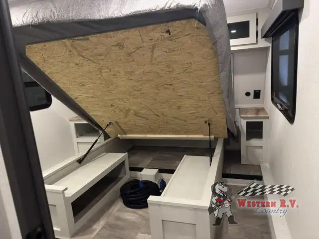 2026 Coachmen RV Chaparral Lite 30RLS - Photo 19