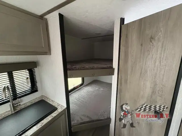 2026 Sunset Park RV Sun Lite LTD 21DB - Photo 8