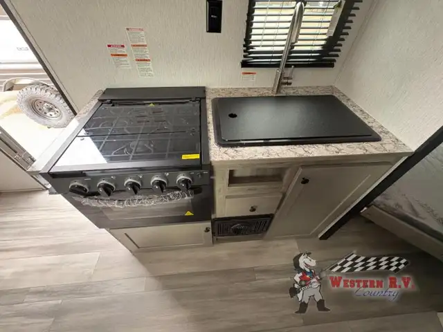 2026 Sunset Park RV Sun Lite LTD 21DB - Photo 9