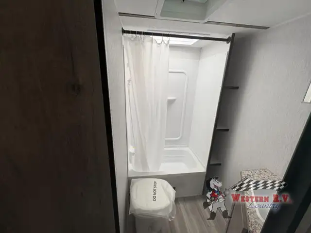 2026 Sunset Park RV Sun Lite LTD 21DB - Photo 11