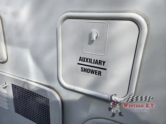 2019 Northwood Arctic Fox Camper 1140 Dry Bath - Photo 7