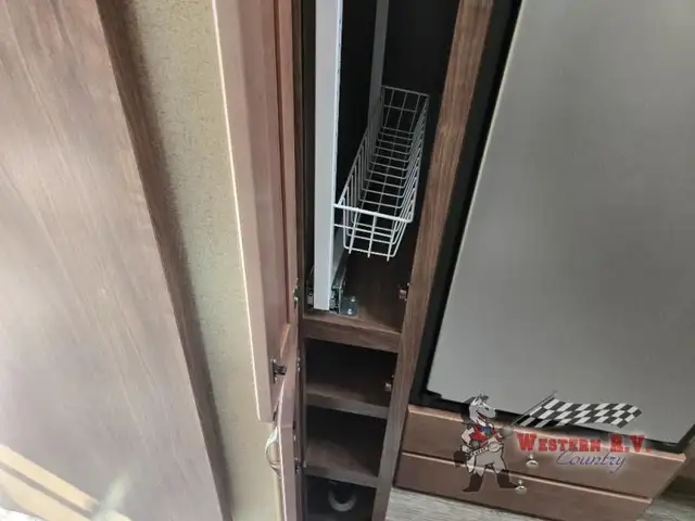 2019 Northwood Arctic Fox Camper 1140 Dry Bath - Photo 15