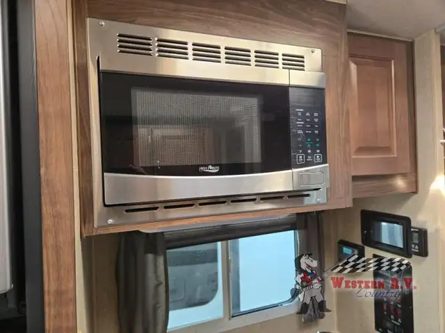 2019 Northwood Arctic Fox Camper 1140 Dry Bath - Photo 20