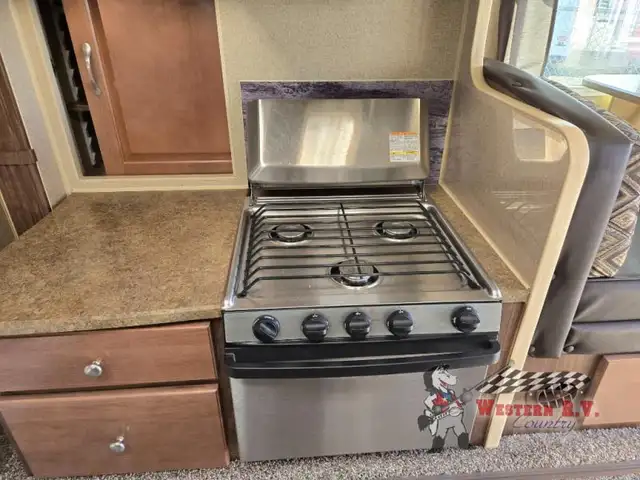 2019 Northwood Arctic Fox Camper 1140 Dry Bath - Photo 22