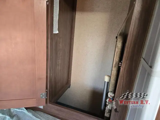 2019 Northwood Arctic Fox Camper 1140 Dry Bath - Photo 26