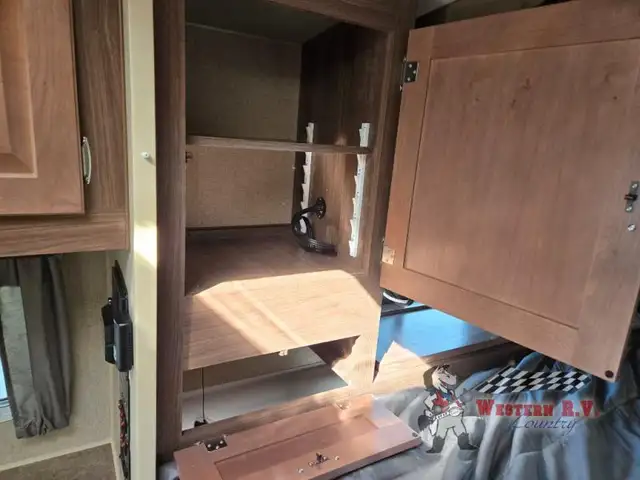 2019 Northwood Arctic Fox Camper 1140 Dry Bath - Photo 27