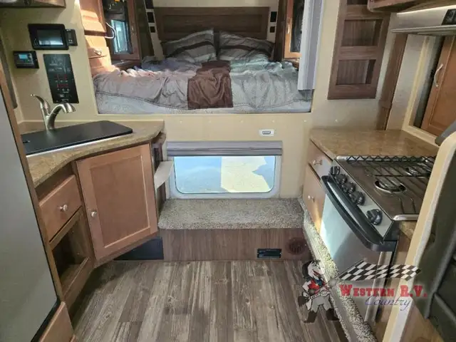 2019 Northwood Arctic Fox Camper 1140 Dry Bath - Photo 34