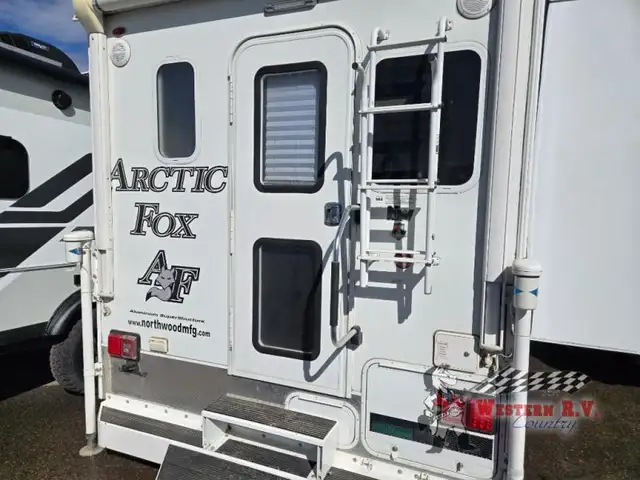 2019 Northwood Arctic Fox Camper 1140 Dry Bath - Photo 36