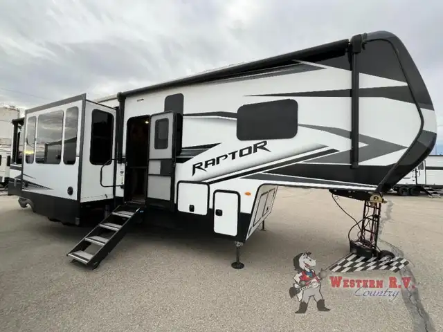 2022 Keystone RV Raptor 352 - Photo 4