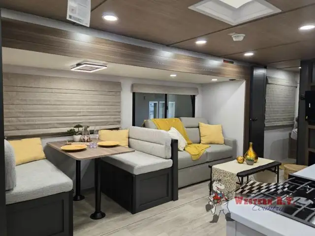 2026 Forest River RV Vibe 2600BH - Photo 5