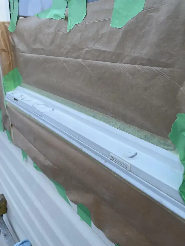 window hole repair wanted - Photo 5