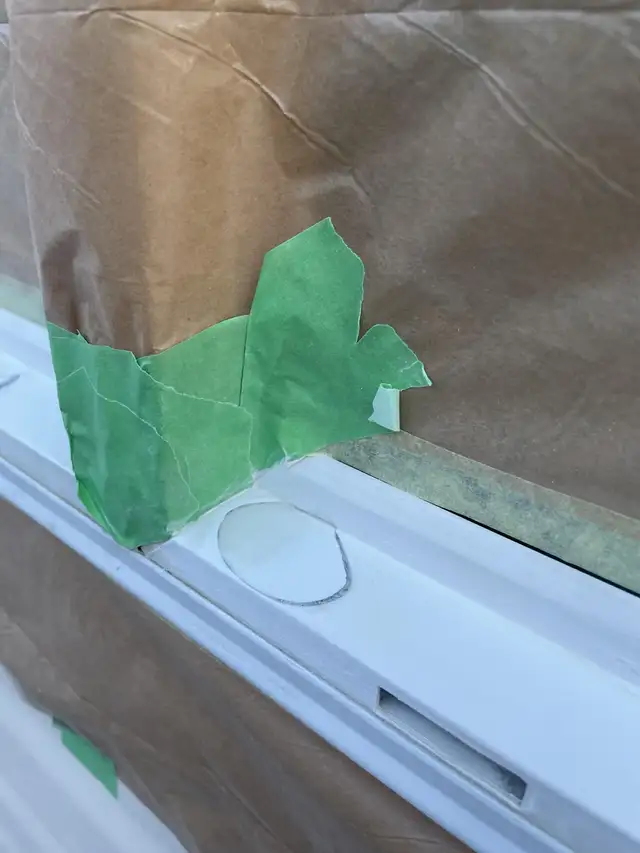 window hole repair wanted - Photo 7