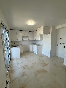 HEAT INCLUDED: 4 1/2 for rent, Chomedey Laval