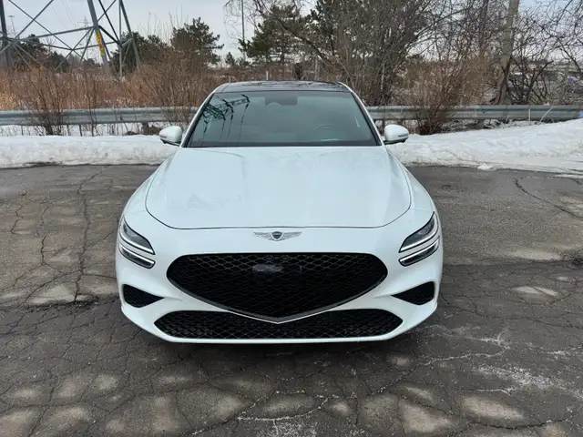 2023 Genesis G70 Sport 3.3T AWD | Leather | GPS | Camera | - Photo 2