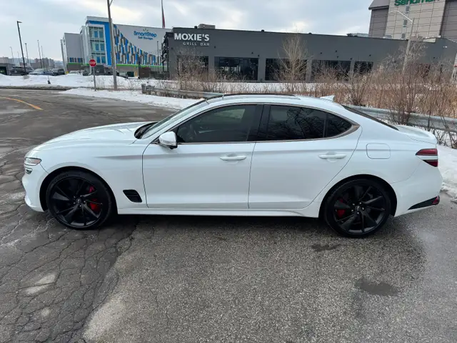 2023 Genesis G70 Sport 3.3T AWD | Leather | GPS | Camera | - Photo 5