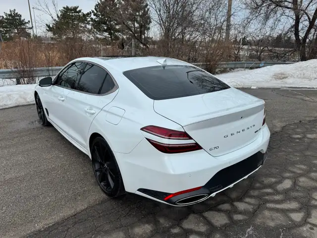 2023 Genesis G70 Sport 3.3T AWD | Leather | GPS | Camera | - Photo 6