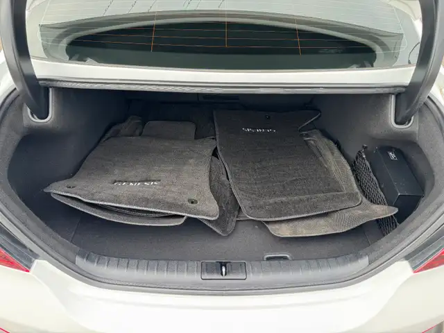 2023 Genesis G70 Sport 3.3T AWD | Leather | GPS | Camera | - Photo 17