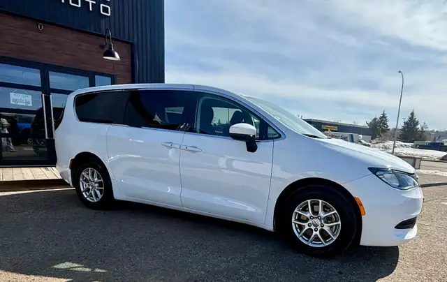 2022 Chrysler Grand Caravan (Minivan)