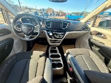 2022 Chrysler Grand Caravan (Minivan) - Photo 7