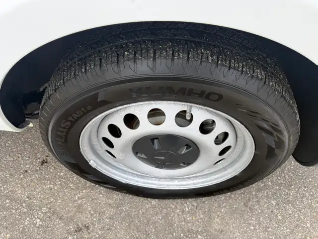 2020 Mercedes-Benz Metris Cargo Van METRIS - REEFER - 136WB - Photo 10