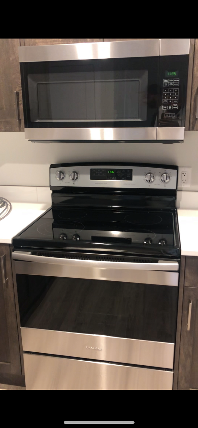 Spacious Legal  Suite 2bed 1Bath for Rent