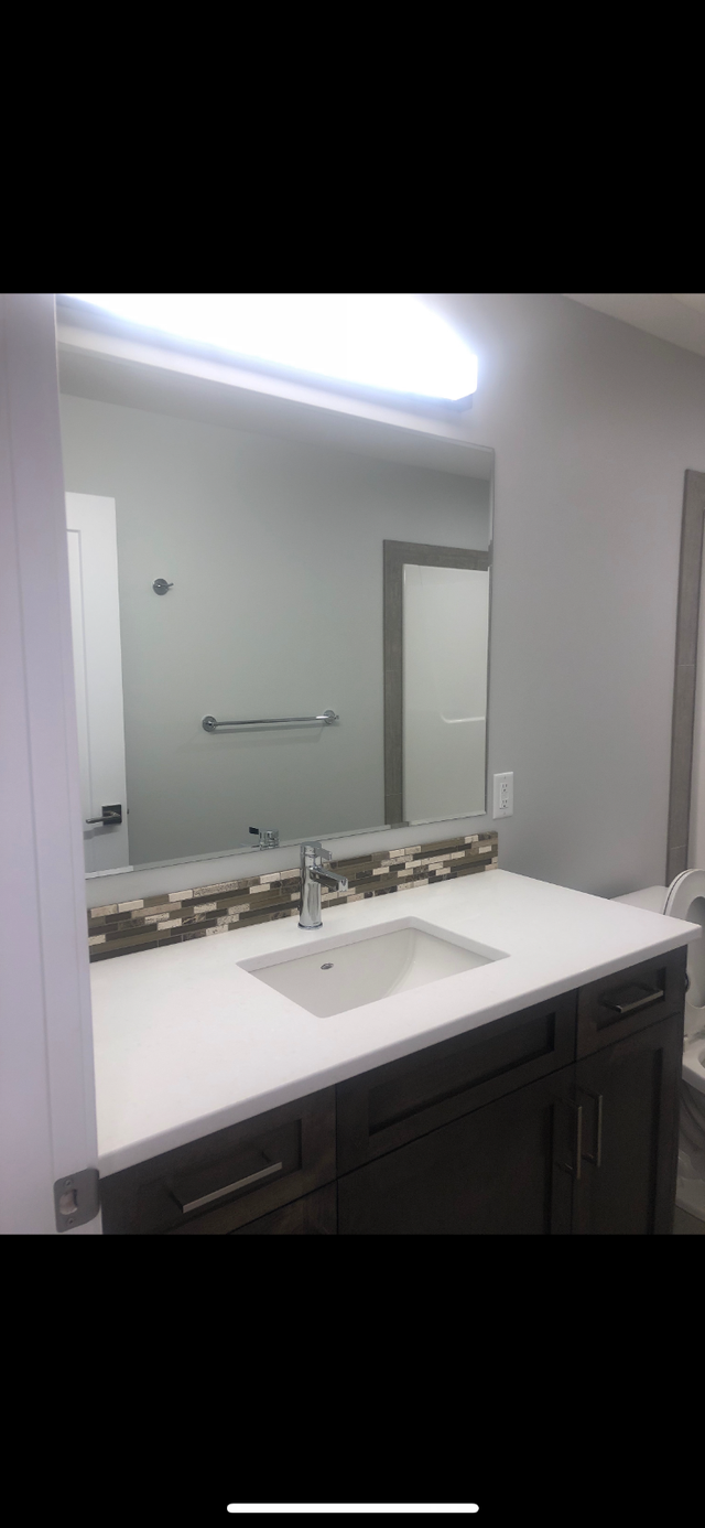 Spacious Legal  Suite 2bed 1Bath for Rent - Photo 2