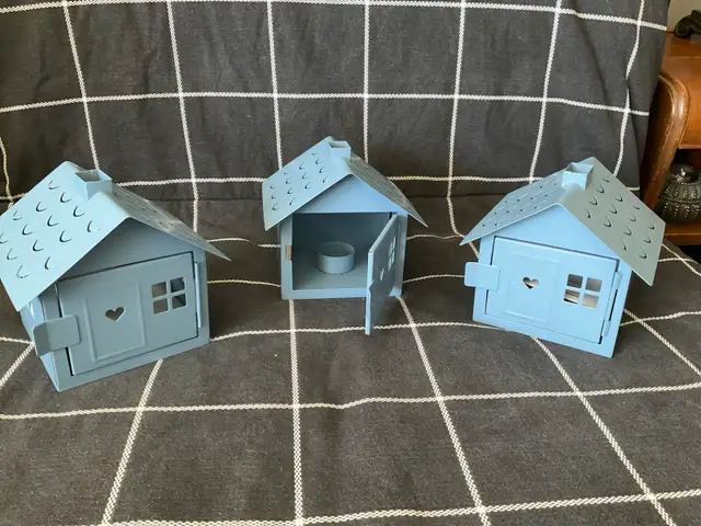 Tea light candle holders