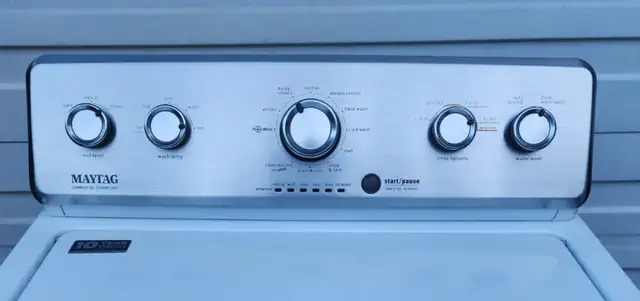 Maytag HE washer - stainless steel tub, digital - Photo 3