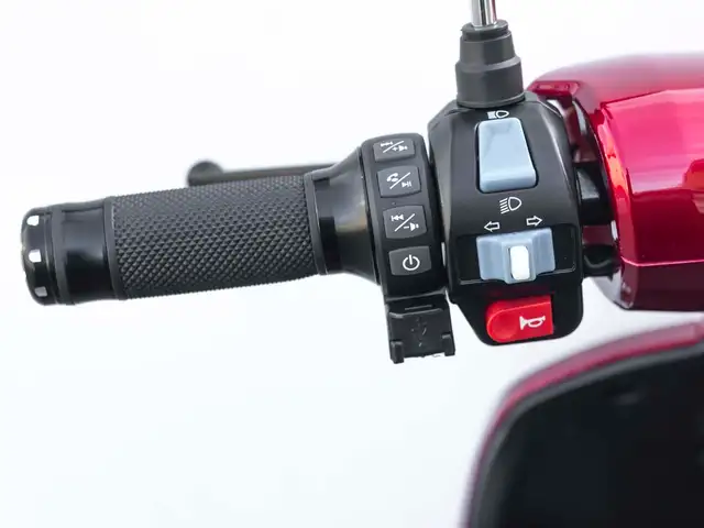 City Pulse 3 - Three-Wheel Mobility Scooter - Photo 4