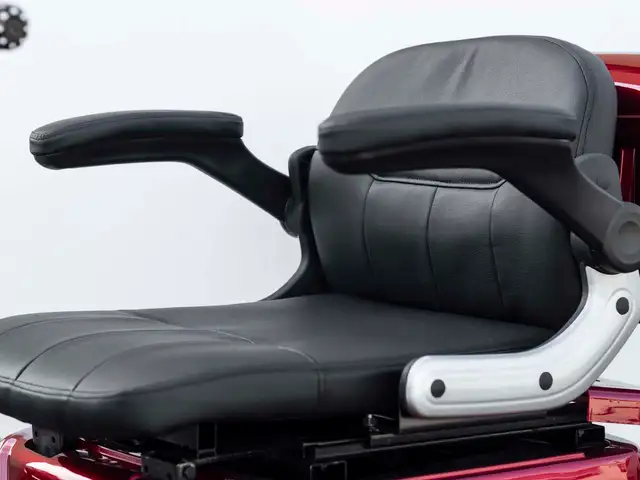 City Pulse 3 - Three-Wheel Mobility Scooter - Photo 6