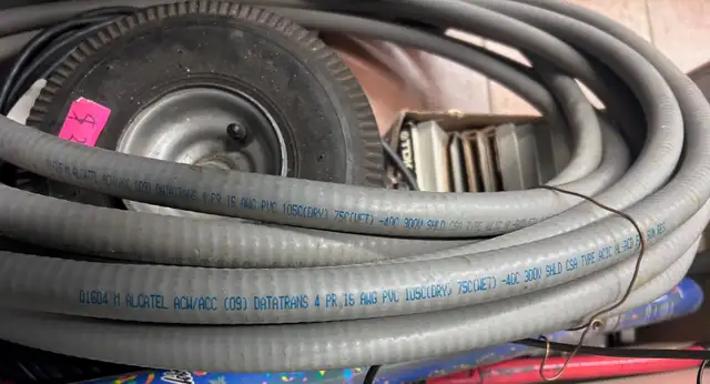 4 Pair / 16 AWG Techwire w/Steel Armor & PVC Covering - Photo 2