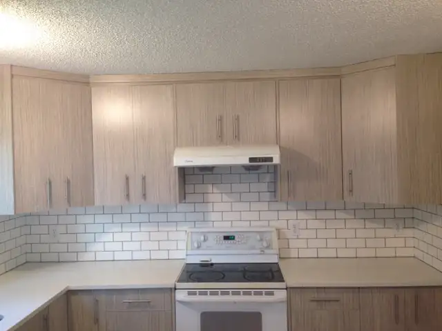 Whitehorn - Upper Level - 3 Bed   1.5 Bath - Photo 7