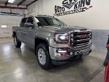 2017 GMC Sierra 1500 SLT / 4x4 / Crew / Fully Appointed