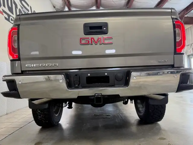 2017 GMC Sierra 1500 SLT / 4x4 / Crew / Fully Appointed - Photo 5