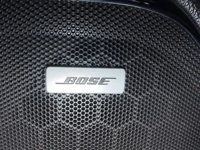 2017 GMC Sierra 1500 SLT / 4x4 / Crew / Fully Appointed - Photo 16