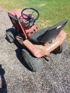 1971 WHEEL HORSE C12 8SPEED