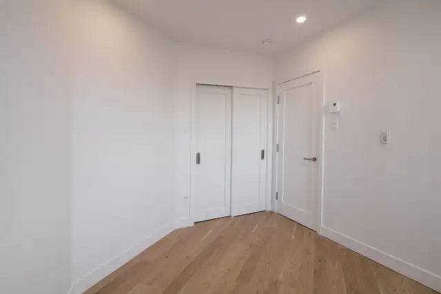 fully renovated 3 bedroom for rent, NDG, June 1 - ID 2544 - Photo 4