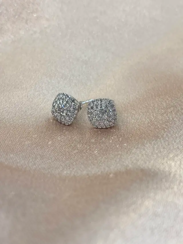 10K White Gold llusion Set Diamond Stud Earrings - Photo 4