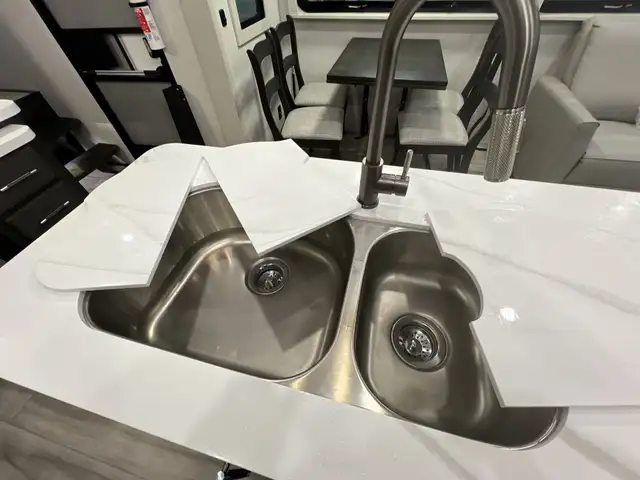 2025 ALPINE 3011CK Luxury FW! If you like to COOK! High End! - Photo 16