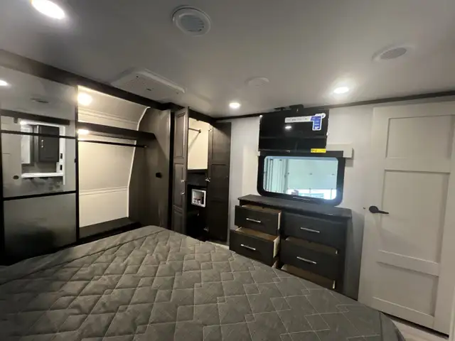 2025 ALPINE 3011CK Luxury FW! If you like to COOK! High End! - Photo 21